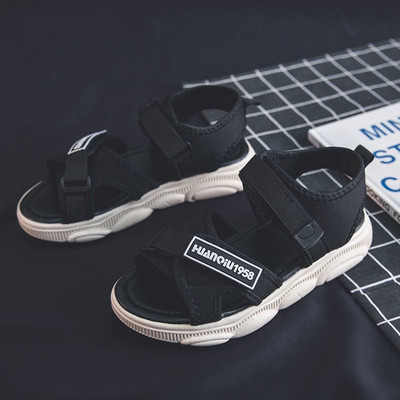 Γυναικεία σανδάλια με velcro και επιγραφή