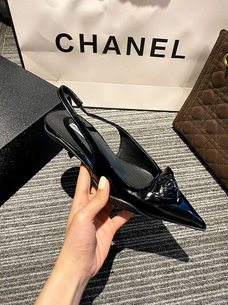 Ženske sandale na nisku tanku petu od 5 cm - model na špic