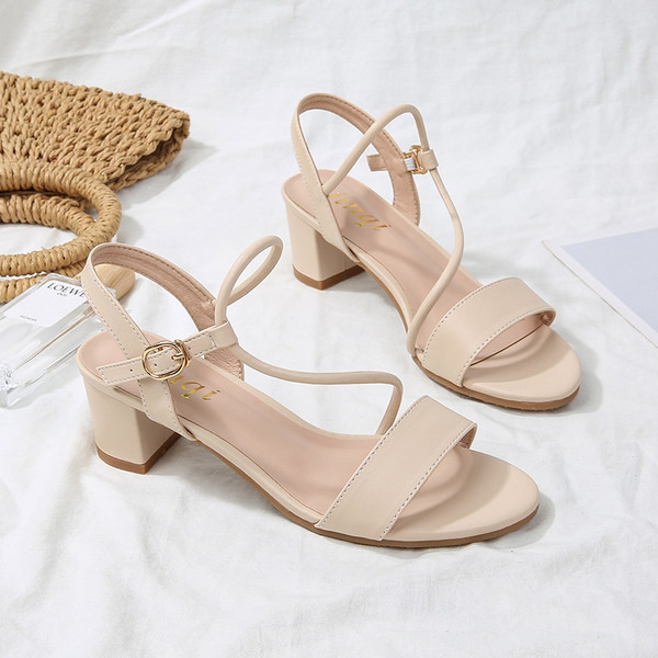 Novi model ženskih sandala sa remenčićima od umjetne kože i petom visine 5cm
