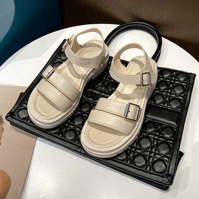 Ležerne ženske kožne sandale s ravnim potplatom