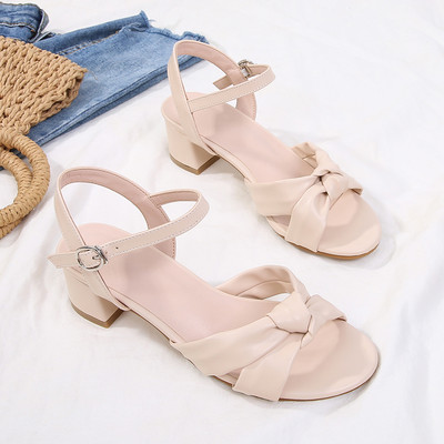 Novi model ženskih kožnih sandala sa remenčićima i petom