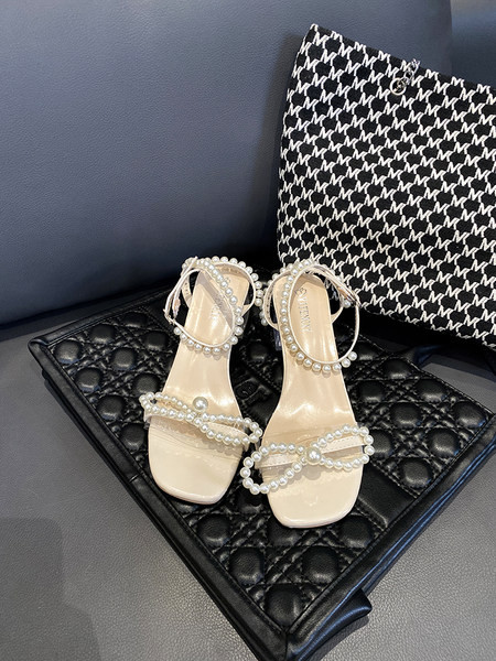 Sieviešu modernas sandales ar pērlēm un 5 cm papēdi
