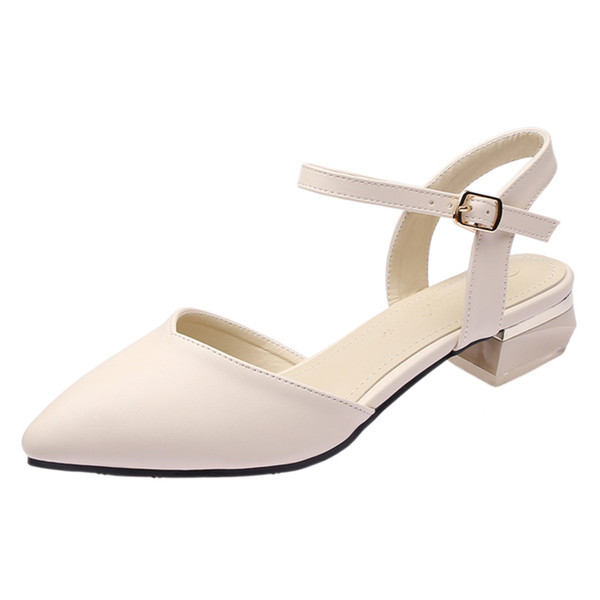 Novi model ženskih sandala na špic na petu