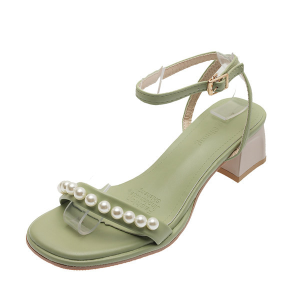 Kožne ženske sandale u tri boje sa perlama