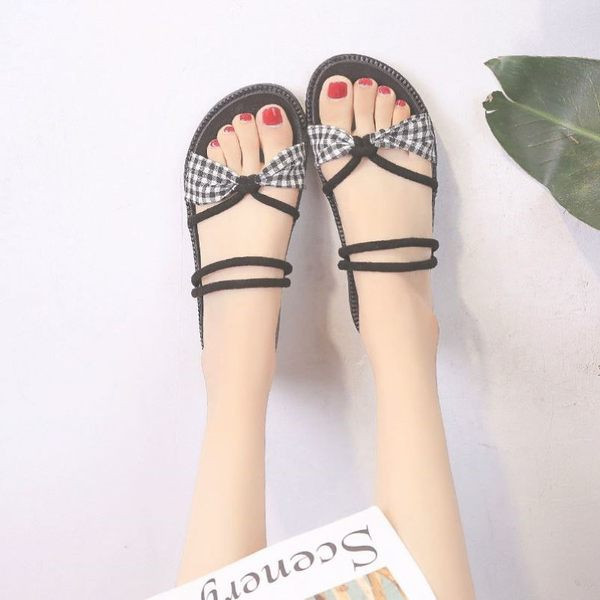 Paprasti moteriški sandalai su ekologiškomis zomšos petnešėlėmis