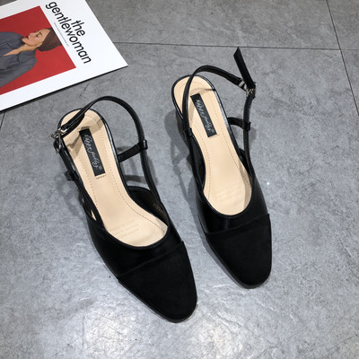 Ležerne ženske sandale na petu od 3 cm i kopču