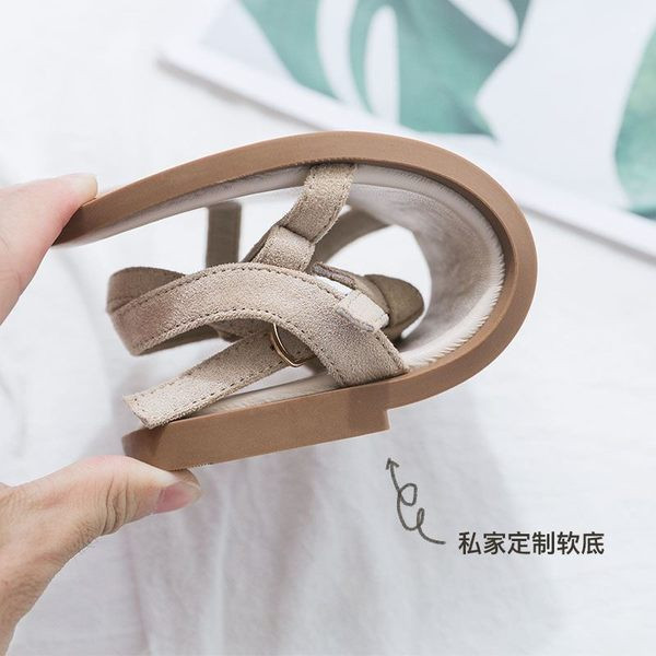 Ženske eko brušene sandale sa trakom i metalnom kopčom