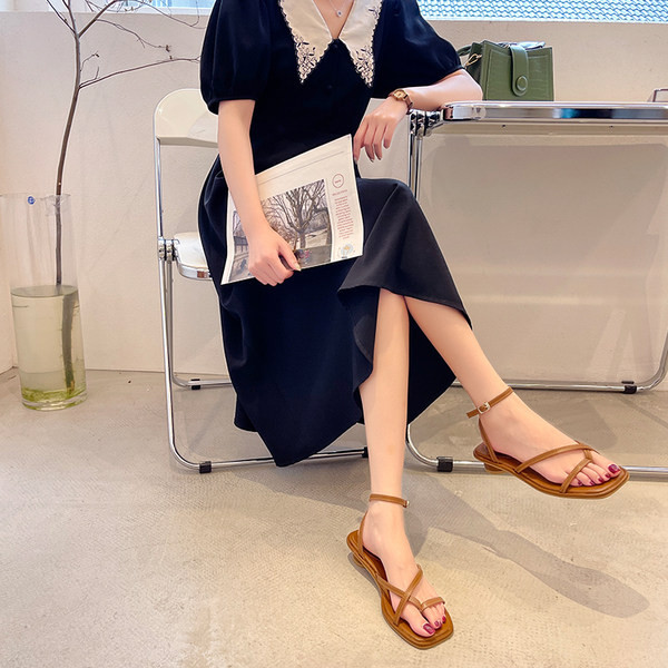 Moderne ženske sandale od eko kože sa visokom petom 3,5 cm