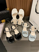 Γυναικεία casual σανδάλια από faux δέρμα και  πέρλες