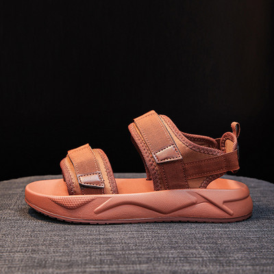 Σπορ-casual γυναικεία σανδάλια με επίπεδη σόλα και στερέωση βελκρό