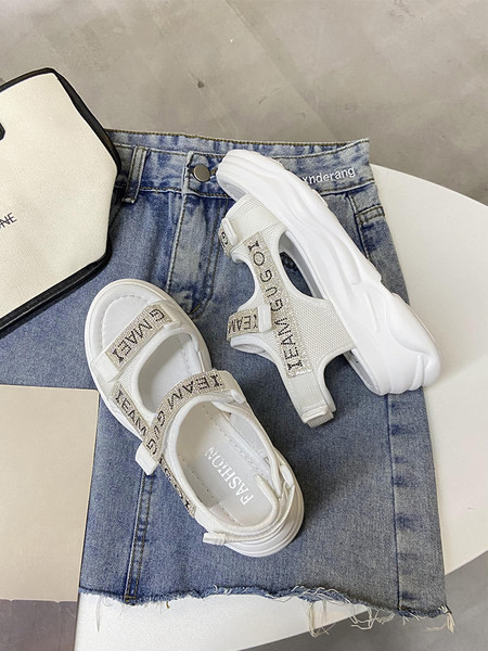 Ležerne ženske sandale sa kamenčićima