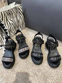 Casual γυναικεία σανδάλια με λουράκια βελκρό και πλατφόρμα 5,5 cm