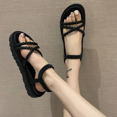 Ženske sandale s kožnim remenčićima u bež i crnoj boji