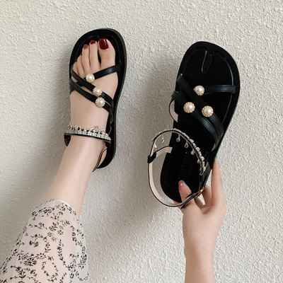 Γυναικεία σανδάλια με πέτρες και έρλες σε δύο χρώματα