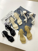 Γυναικεία έκο δερμάτινα σανδάλια με τακούνι πάχους 5 cm