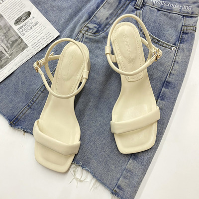 Γυναικεία έκο δερμάτινα σανδάλια με τακούνι πάχους 5 cm