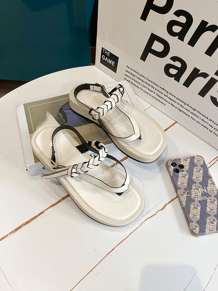 Ležerne ženske sandale s ravnim potplatom između prstiju