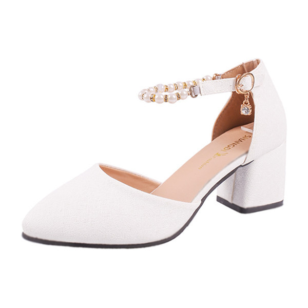 Ženske proljetne sandale s bisernim remenom