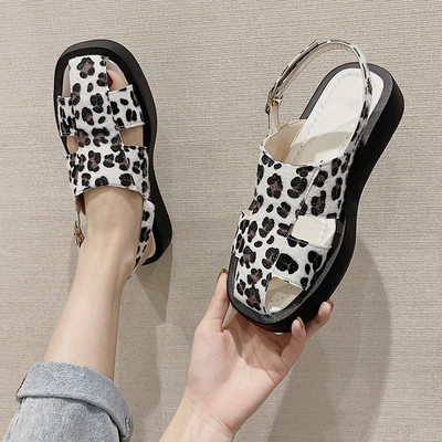 Νέο μοντέλο γυναικεία σανδάλια με άνιμαλ μοτίβο