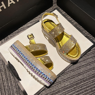 Casual γυναικεία σανδάλια με πέτρινη διακόσμηση και πλατφόρμα 6 cm