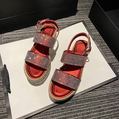 Casual γυναικεία σανδάλια με πέτρινη διακόσμηση και πλατφόρμα 6 cm