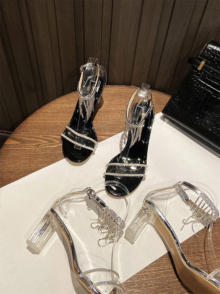 Μοντέρνα γυναικεία σανδάλια με πέτρινη διακόσμηση και διάφανη φτέρνα 6,5 cm