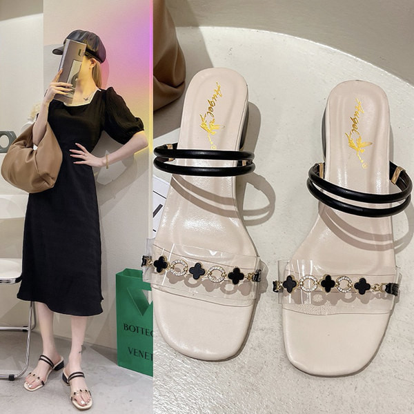 Ženske ležerne sandale s kamenčićima i kožnim remenom