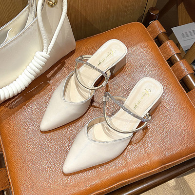 Μοντέλο σανδάλια από δέρμα οικολογικό με πέτρινη διακόσμηση