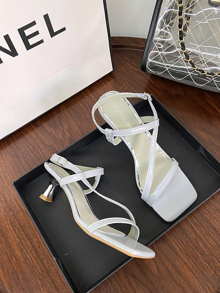 Ležerne ženske sandale na nisku petu od 5 cm