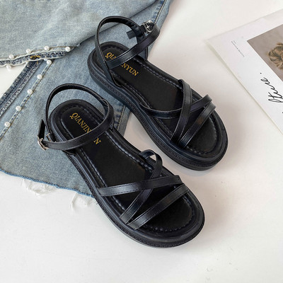 Novi model ženskih ljetnih sandala od umjetne kože sa ravnim đonom