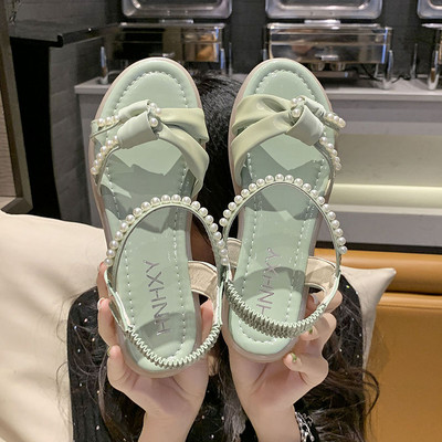 Γυναικεία έκο δερμάτινα σανδάλια με ελαστικά και πέρλες