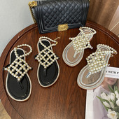 Casual γυναικεία σανδάλια με πέρλες και επίπεδη σόλα