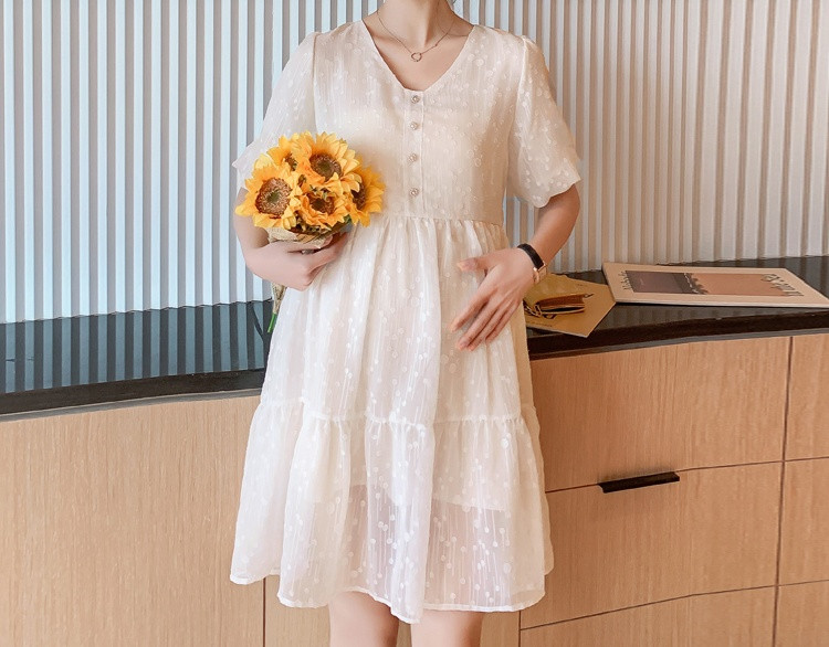 Elegantna ženska kratka haljina s ovalnim izrezom za trudnice