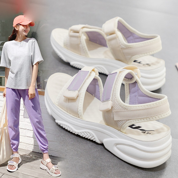 Novi model sportskih sandala sa čičak kopčanjem