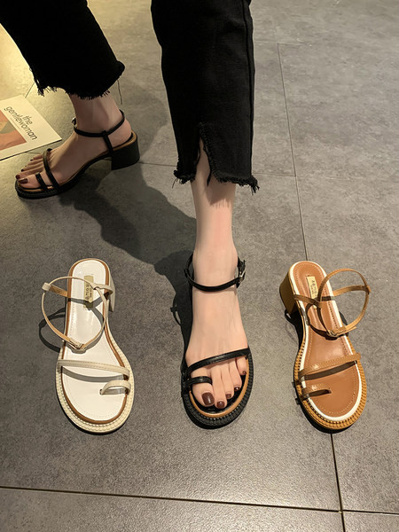 Νέο μοντέλο καλοκαιρινά σανδάλια με λεπτά λουράκια με χαμηλό τακούνι