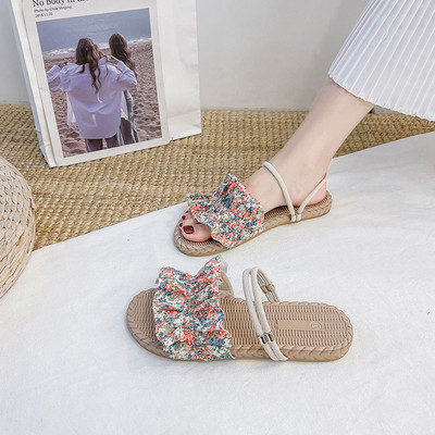 Γυναικεία σανδάλια με πέρλες και λουράκια - δύο μοντέλα