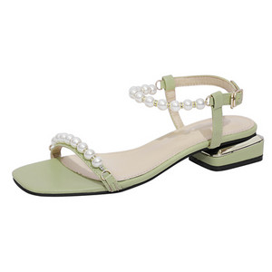 Μοντέρνα γυναικεία σανδάλια - διάφορα μοντέλα