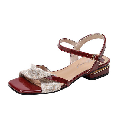 Μοντέρνα γυναικεία σανδάλια - διάφορα μοντέλα