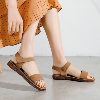 Moteriškos basutės plokščiu padu ir velcro užsegimu