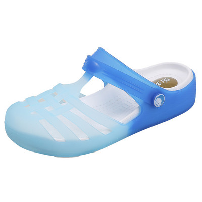 Γυναικεία αντιολισθητικά σανδάλια - διάφορα μοντέλα