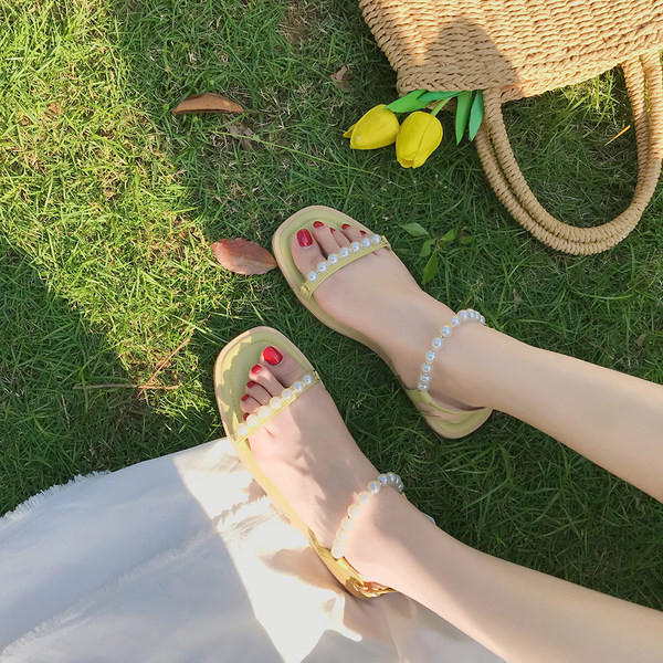 Νέο μοντέλο καθημερινά γυναικεία  σανδάλια με λεπτά λουράκια και πέρλες