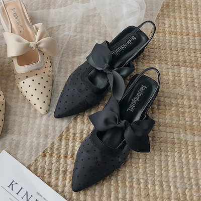 Novi model aktualnih ženskih sandala na točkice sa ukrasnom trakom