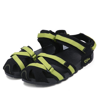 Γυναικεία σπορ και casual σανδάλια με velcro