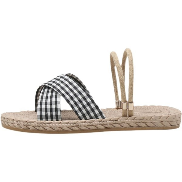 Ležerne karirane ženske sandale na ravnom potplatu