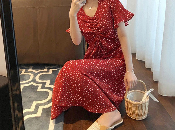 Aktualni dugi model ženske haljine za trudnice