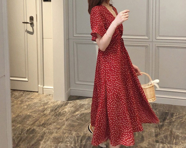 Aktualni dugi model ženske haljine za trudnice