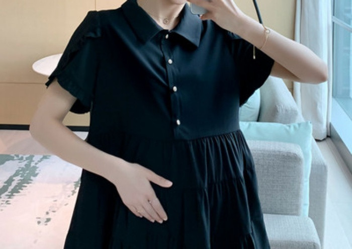 Moderna izrezana haljina s gumbima za trudnice