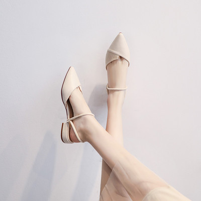 Ženske sandale u dvije boje - model na špic