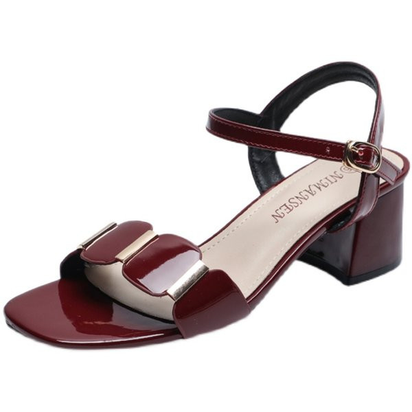 Ženske moderne sandale sa debelom petom i kamenčićima