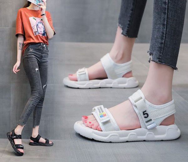 Ανδρικά αντιολισθητικά σανδάλια με αγκράφα